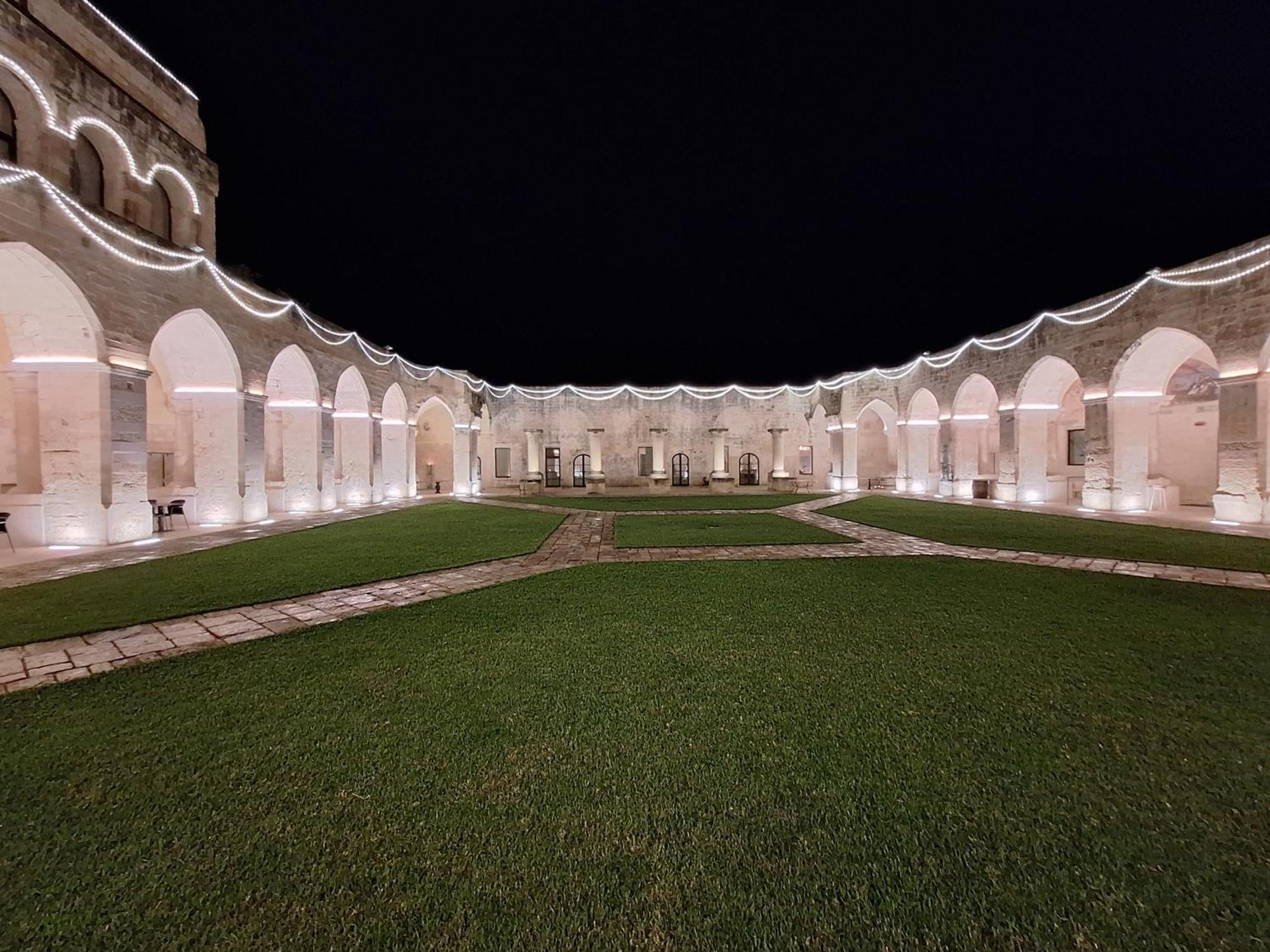 Chiostro Dei Domenicani - Dimora Storica Lecce Exterior photo